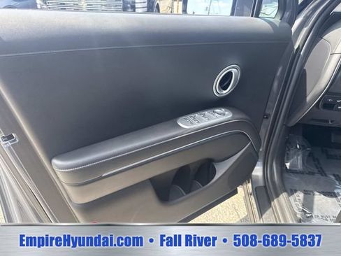Used 2026 Hyundai Palisade SEL AWD/4WD image 16