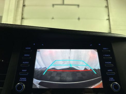 Used 2019 Toyota Sienna XLE FWD image 29