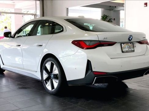 Used 2023 BMW i4 eDrive35 w/ Premium Package image 5