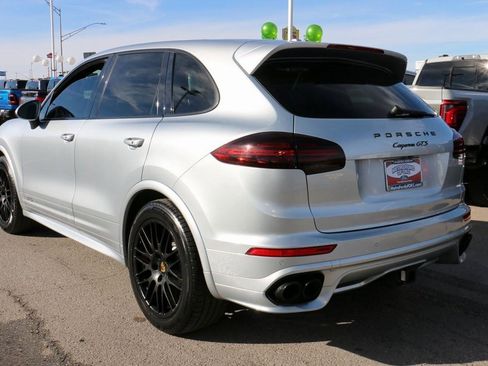 Used 2016 Porsche Cayenne GTS image 7
