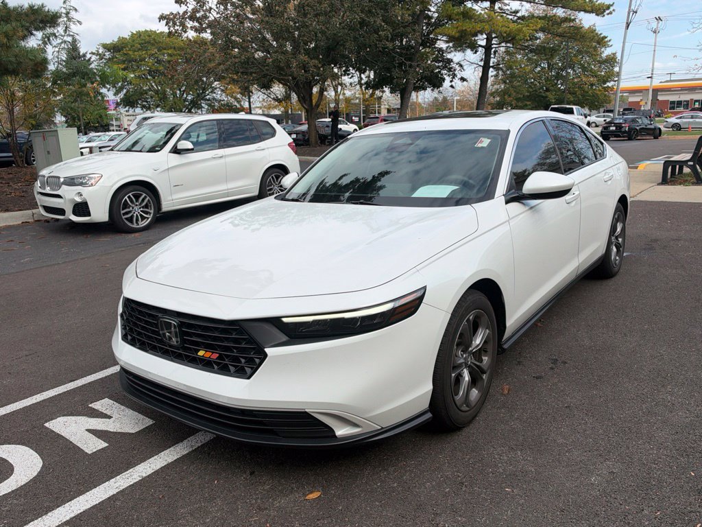 Used 2024 Honda Accord EX image 12