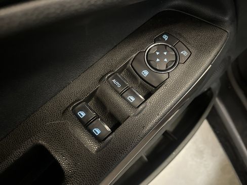 Used 2021 Ford EcoSport SE image 16