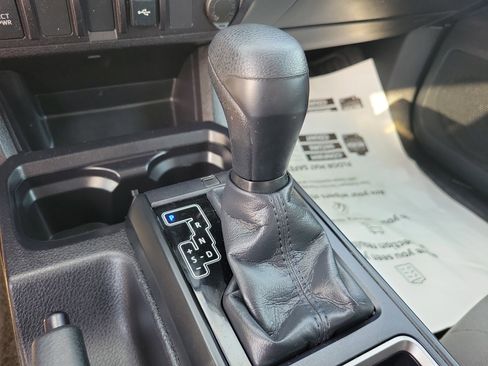 Certified 2021 Toyota Tacoma SR image 24