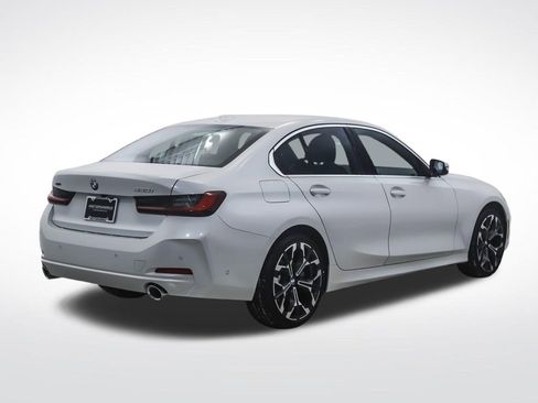 New 2026 BMW 330i xDrive Sedan w/ Premium Package AWD/4WD image 5