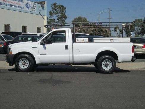 Used 2003 Ford F350 XL image 1