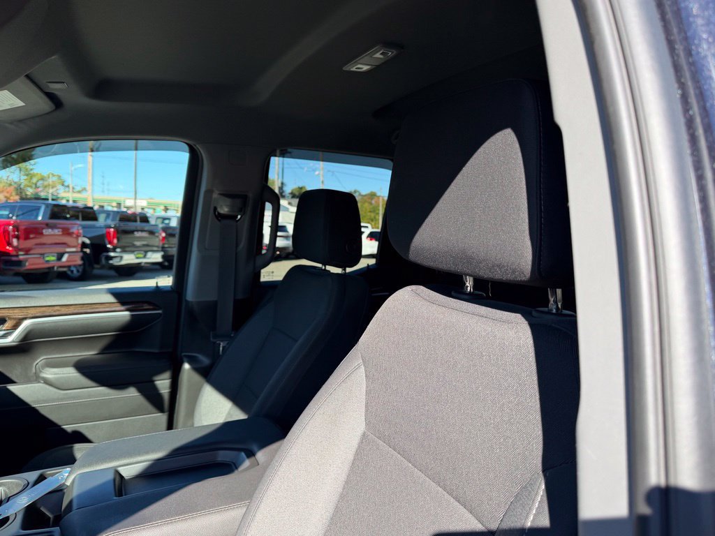Used 2024 GMC Sierra 1500 Elevation AWD/4WD image 17