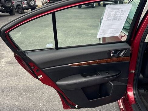 Used 2013 Subaru Legacy 2.5i Limited image 11