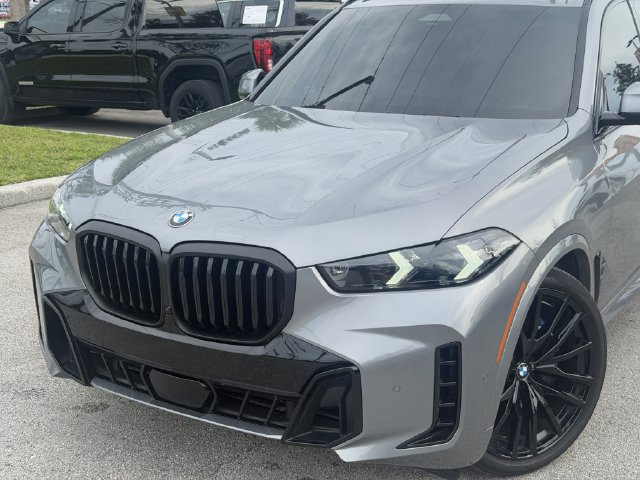 Used 2026 BMW X5 xDrive40i w/ M Sport Package AWD/4WD image 5