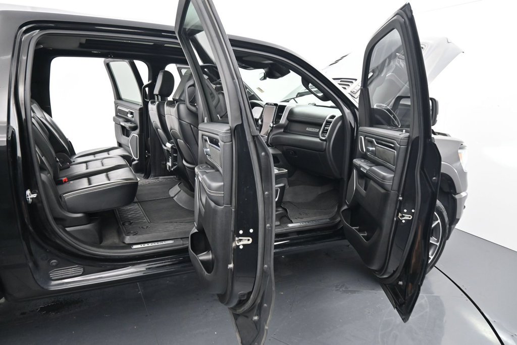 Used 2021 RAM 1500 Laramie AWD/4WD image 10