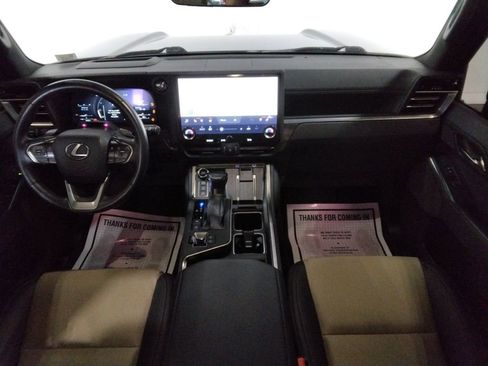 Used 2024 Lexus GX 550 image 42