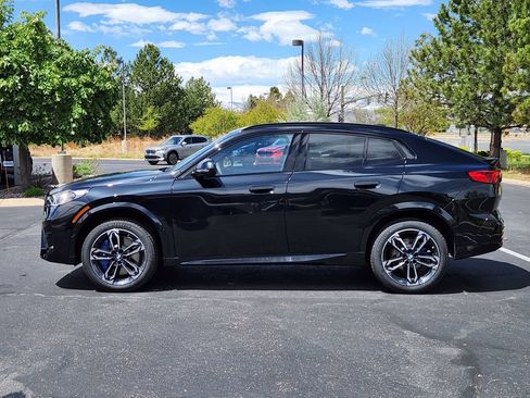 New 2026 BMW X2 xDrive28i w/ Technology Package AWD/4WD image 2