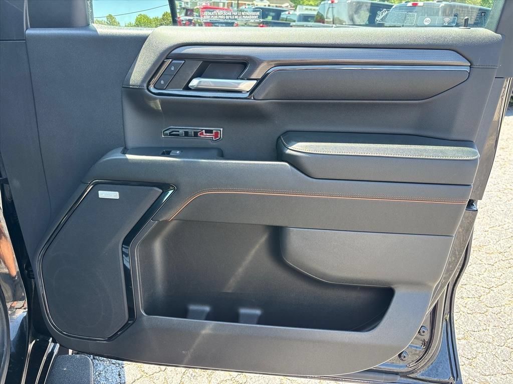 Used 2023 GMC Sierra 1500 AT4 AWD/4WD image 14
