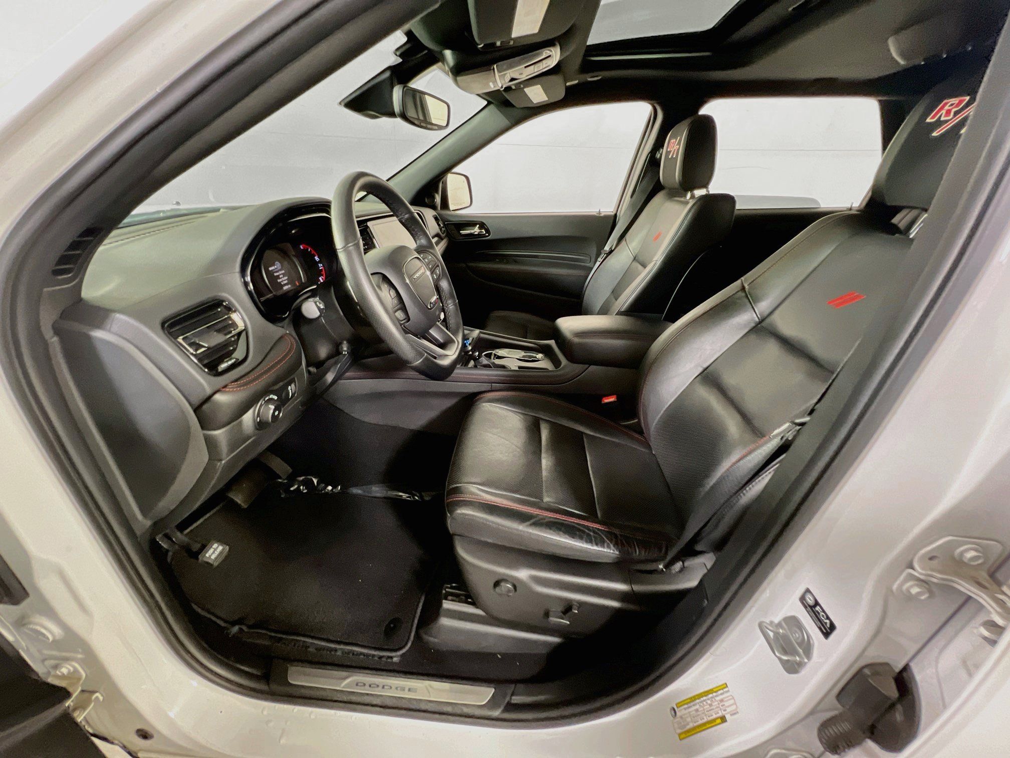 Used 2023 Dodge Durango R/T w/ Tow 'N Go Package AWD/4WD image 21