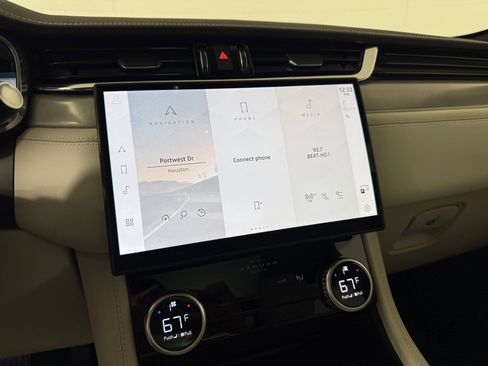 Used 2026 Jaguar F-PACE R-Dynamic S image 20