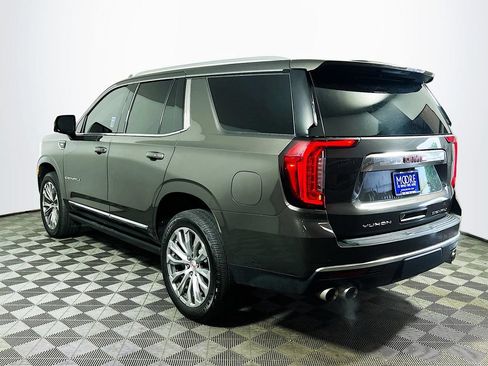 Used 2021 GMC Yukon Denali w/ Denali Premium Package AWD/4WD image 5