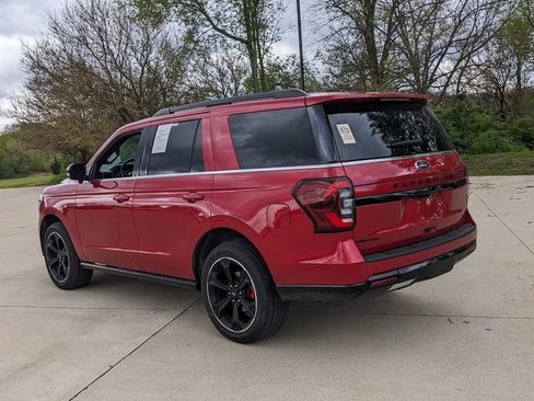Used 2022 Ford Expedition Limited AWD/4WD image 5
