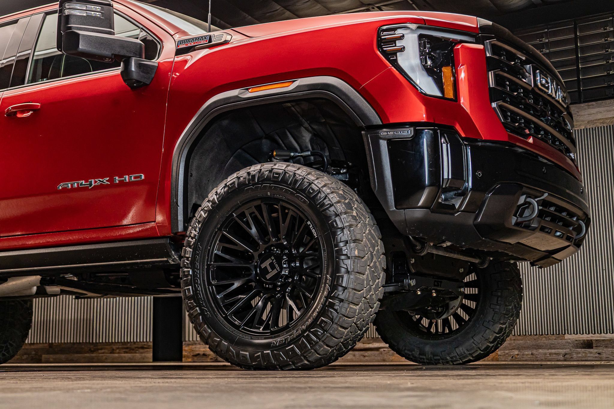 Used 2025 GMC Sierra 2500 AT4X AWD/4WD image 15