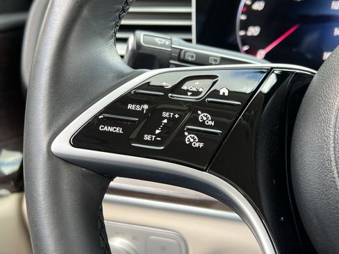 Certified 2024 Mercedes-Benz GLE 450 4MATIC image 31