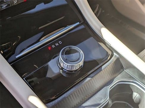 New 2025 Jeep Grand Cherokee Limited w/ Luxury Tech Group II RWD image 15