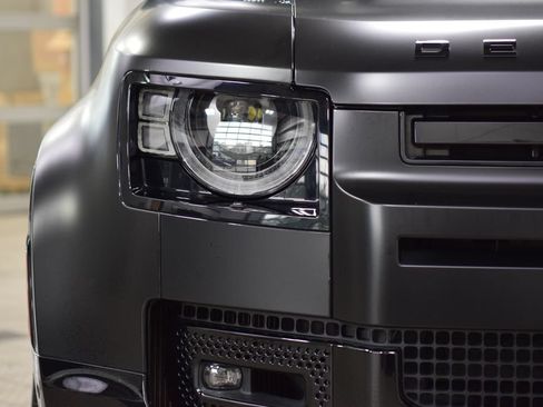 Used 2024 Land Rover Defender 130 X AWD/4WD image 12