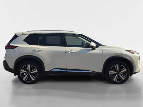 Used 2023 Nissan Rogue Platinum w/ Platinum Premium Package AWD/4WD image 2