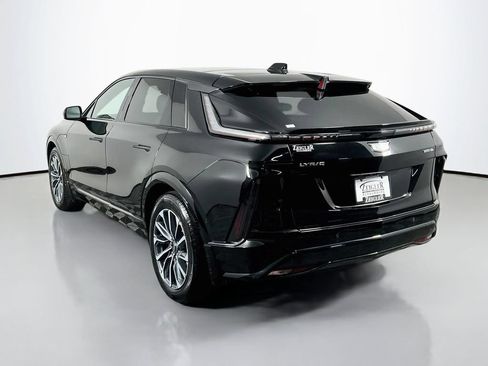 Used 2024 Cadillac Lyriq Sport w/ LPO, Floor Liner Package AWD/4WD image 7