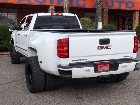 Used 2016 GMC Sierra 3500 Denali w/ Duramax Plus Package image 6