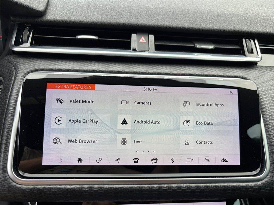 Used 2018 Land Rover Range Rover Velar R-Dynamic SE AWD/4WD image 37