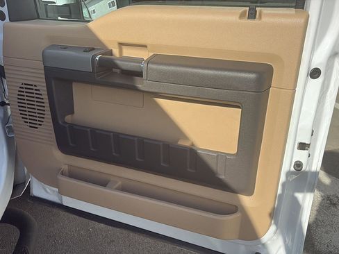 Used 2016 Ford F250 XLT w/ XLT Value Package image 22