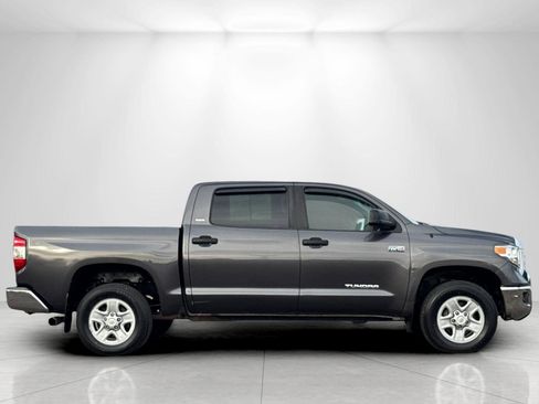 Used 2016 Toyota Tundra SR5 image 2