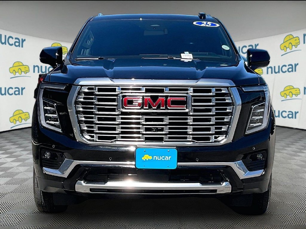 Used 2025 GMC Yukon Denali AWD/4WD image 2