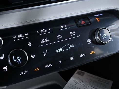 New 2026 INFINITI QX60 Luxe w/ Cargo Package image 13