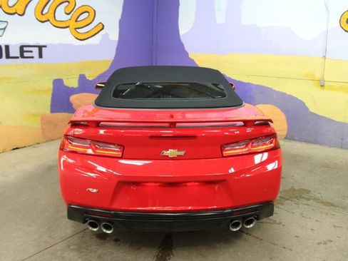 Used 2017 Chevrolet Camaro LT RWD image 7