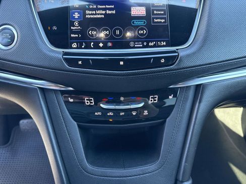 Used 2021 Cadillac XT5 Premium Luxury image 27