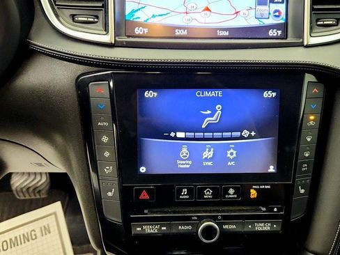 Used 2019 INFINITI QX50 Essential w/ Premium Heat Package AWD/4WD image 21
