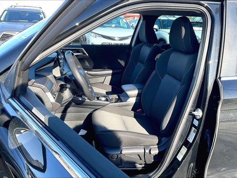 Used 2023 Mitsubishi Outlander ES image 9