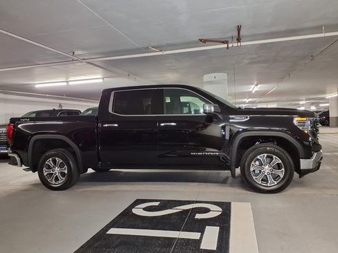 New 2026 GMC Sierra 1500 SLT w/ SLT Convenience Package AWD/4WD image 4