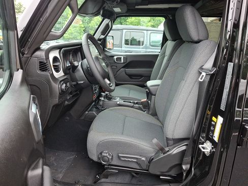 New 2026 Jeep Wrangler Unlimited Sport AWD/4WD image 9