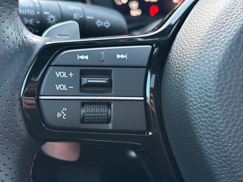 Certified 2025 Acura ADX A-Spec image 29