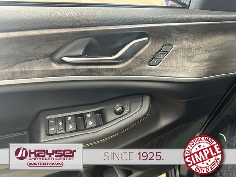 New 2026 Jeep Grand Cherokee Limited AWD/4WD image 13