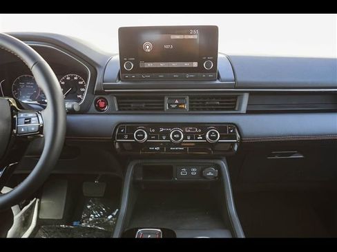 New 2025 Honda Pilot Sport image 10