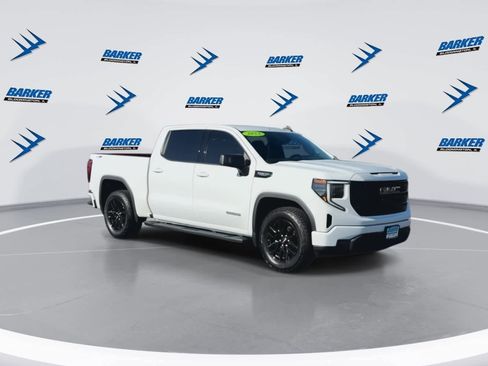 Used 2023 GMC Sierra 1500 Elevation w/ Preferred Package image 2
