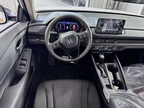 Used 2025 Honda Accord LX image 13
