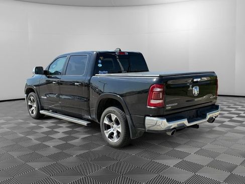 Used 2019 RAM 1500 Laramie AWD/4WD image 3