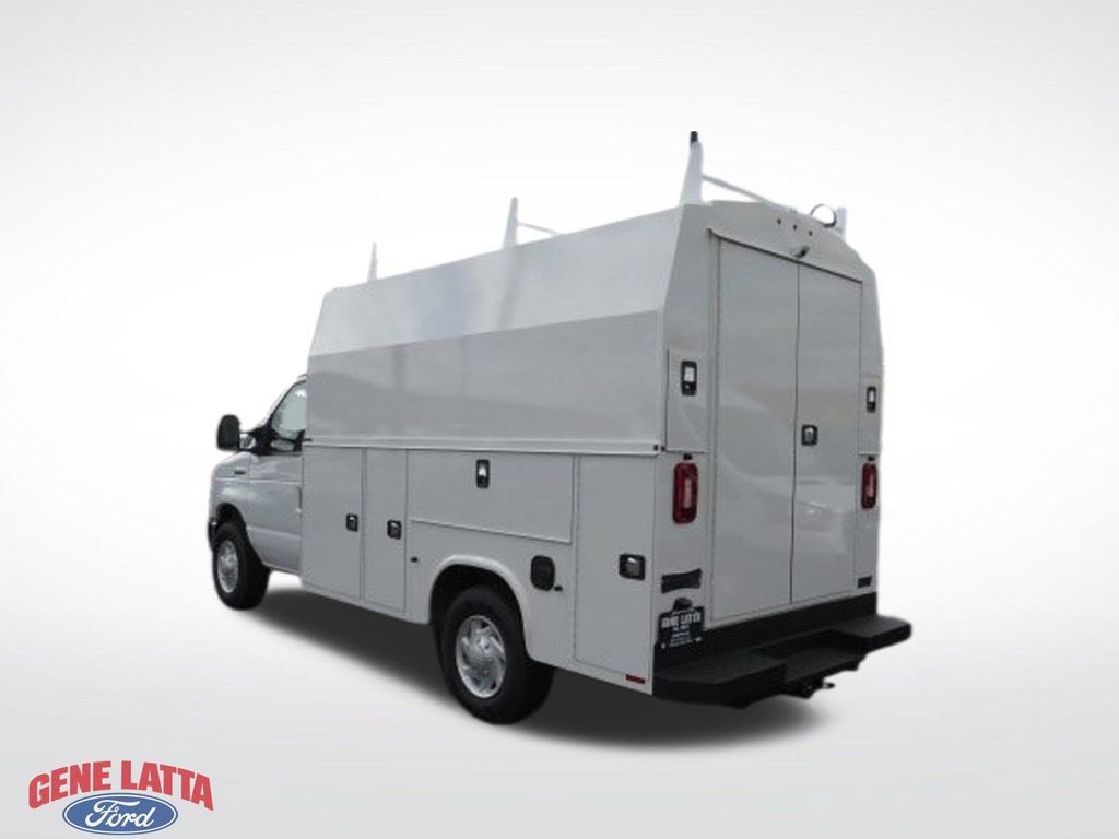 New 2026 Ford E-350 and Econoline 350 Super Duty w/ Power Equipment Group RWD image 5