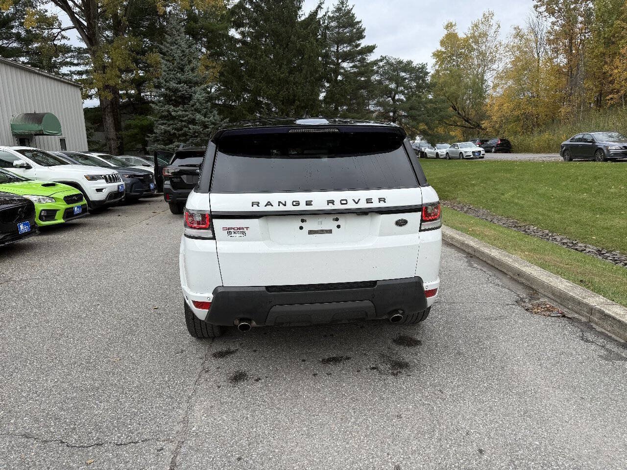Used 2017 Land Rover Range Rover Sport HSE Dynamic AWD/4WD image 10