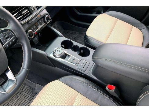 Used 2022 Ford Escape Titanium w/ Titanium Elite Package image 16