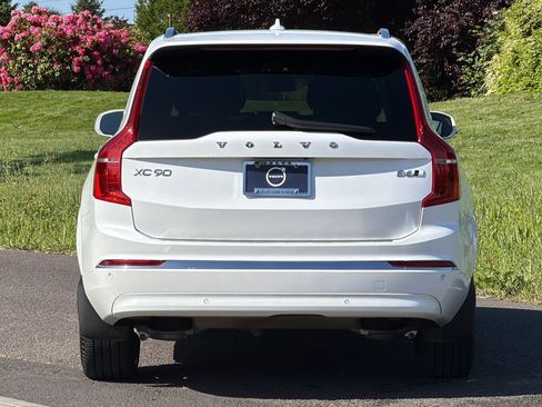 Used 2025 Volvo XC90 B6 Ultra w/ Lounge Package AWD/4WD image 4