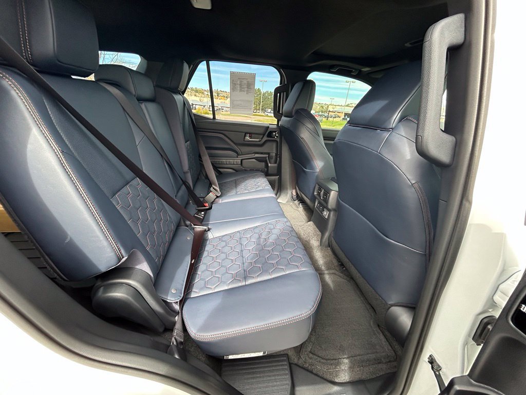 Used 2026 Toyota 4Runner Platinum AWD/4WD image 26