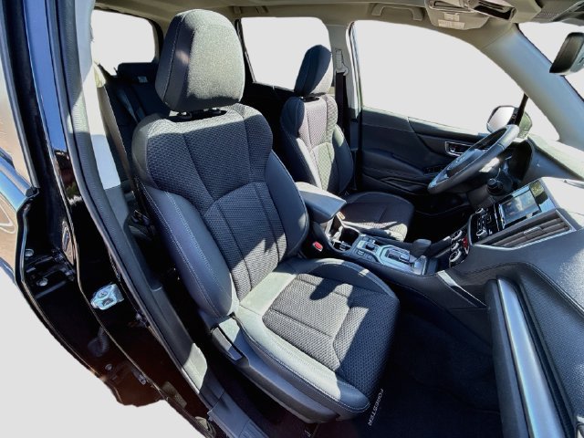 Certified 2024 Subaru Forester Premium AWD/4WD image 30